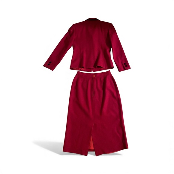 Kasper Burgundy Skirt Set - Picture 6 of 16